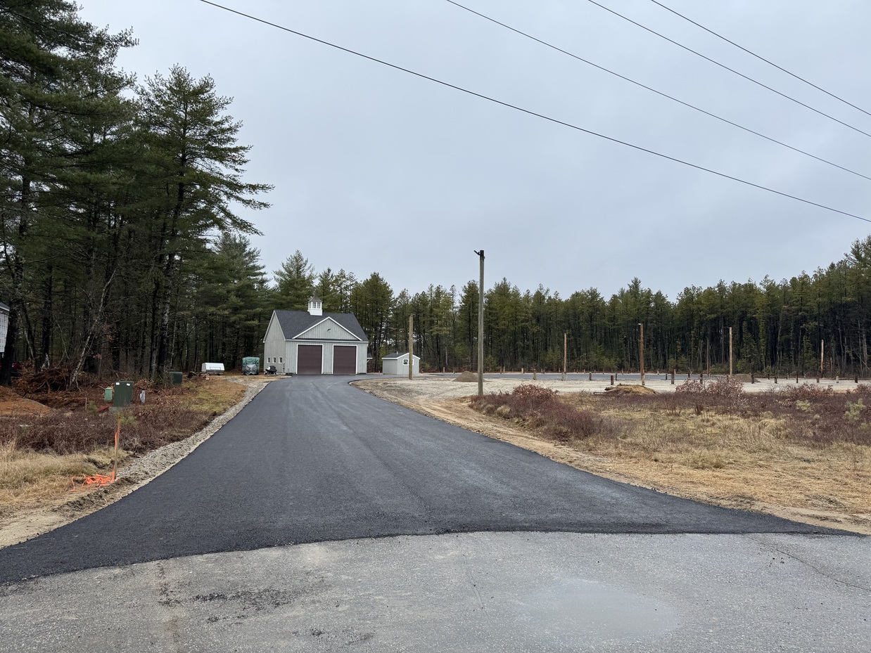 Paved entrance driveway to Northland Truck Parking